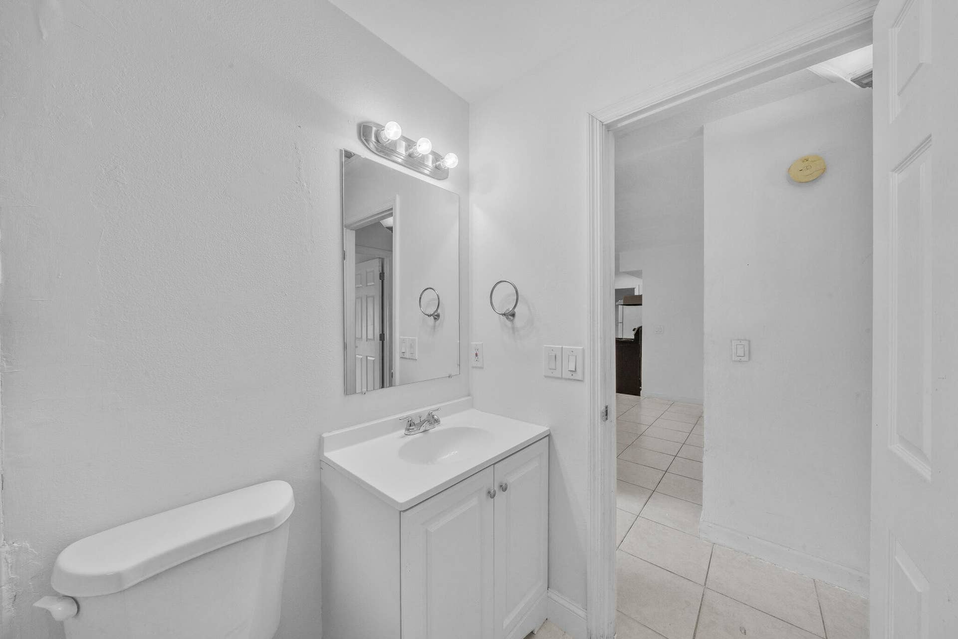 9 Guest Bathroom (3)