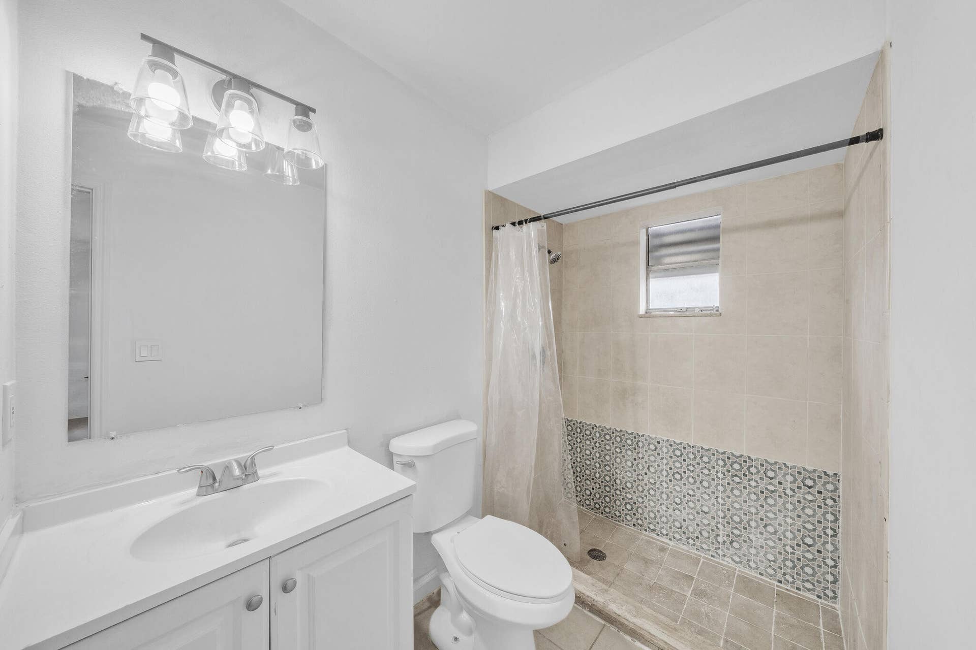 5 Primary Bathroom (2)