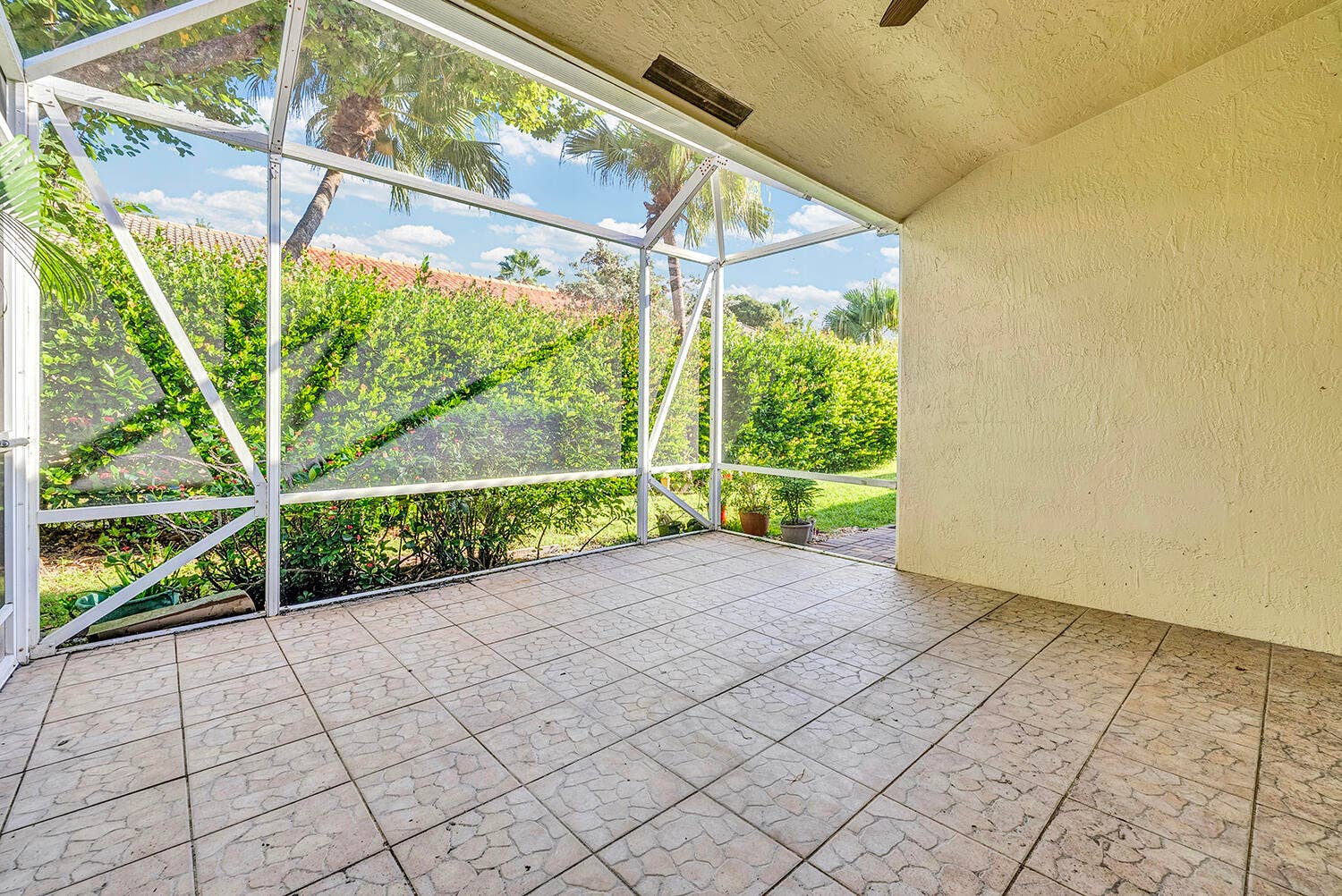 Screened Patio