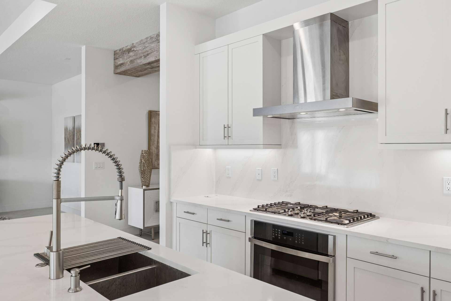 GOURMET KITCHEN