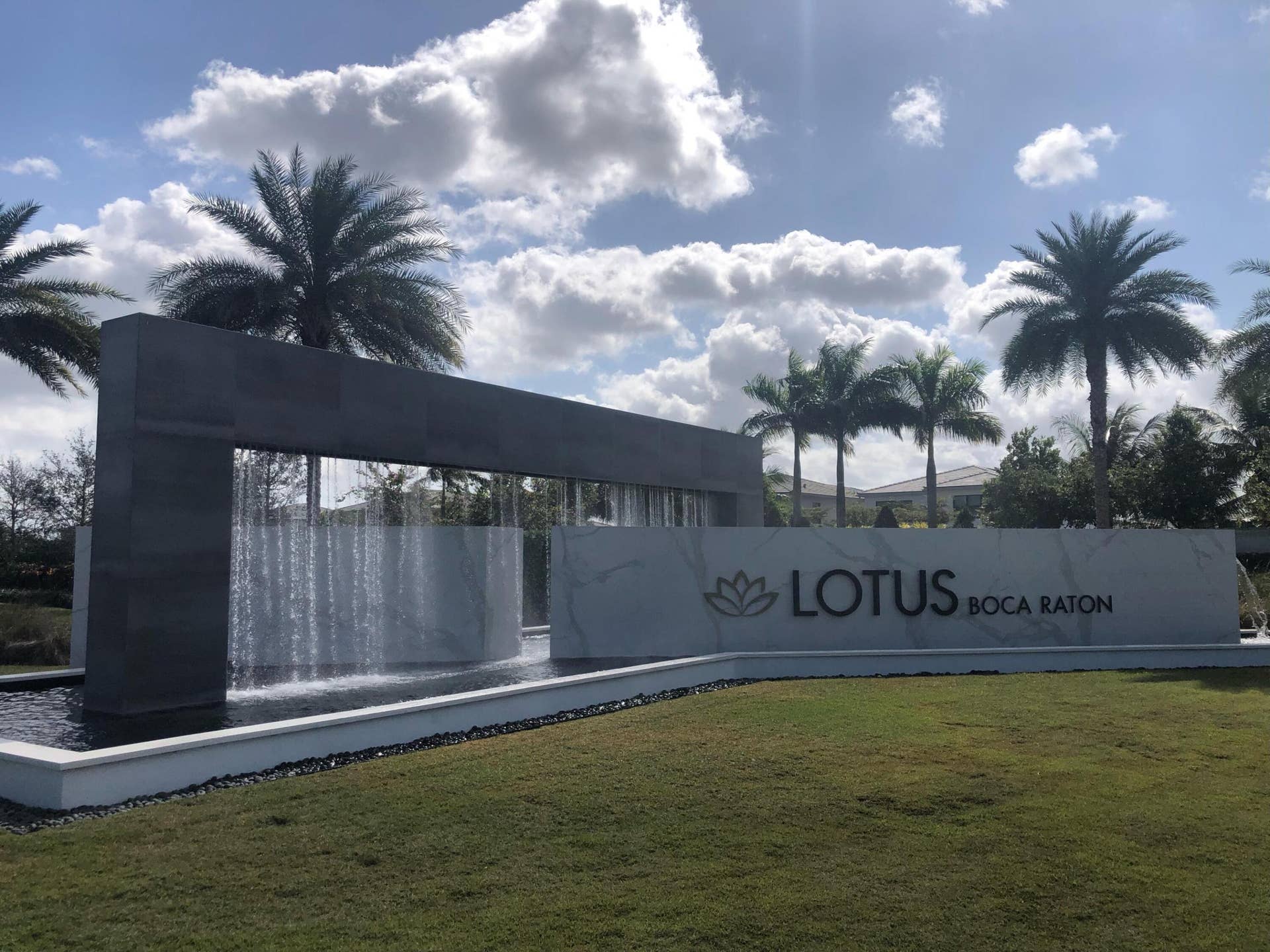 ENTRANCE TO LOTUS