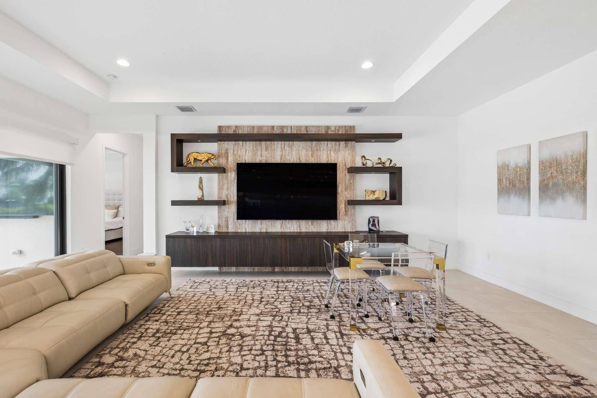 GREAT ROOM