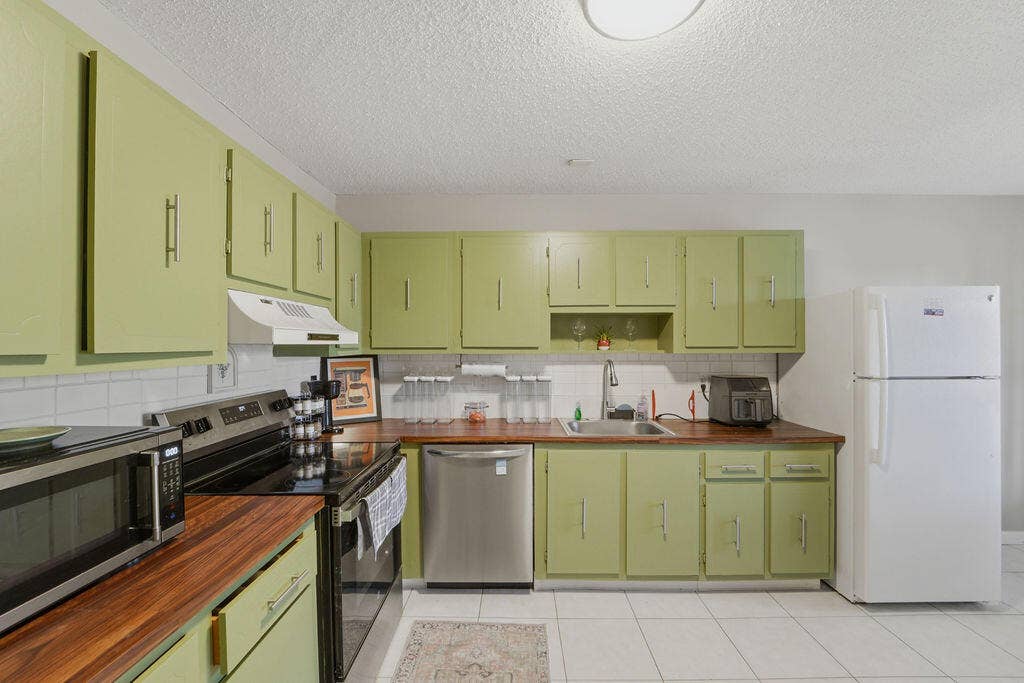 1841 NW 18th Avenue, #201, Delray Beach, FL 33445 1841_NW_18TH_AVE_003
