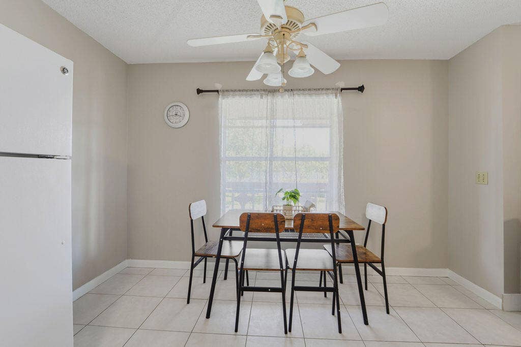 1841 NW 18th Avenue, #201, Delray Beach, FL 33445 1841_NW_18TH_AVE_005