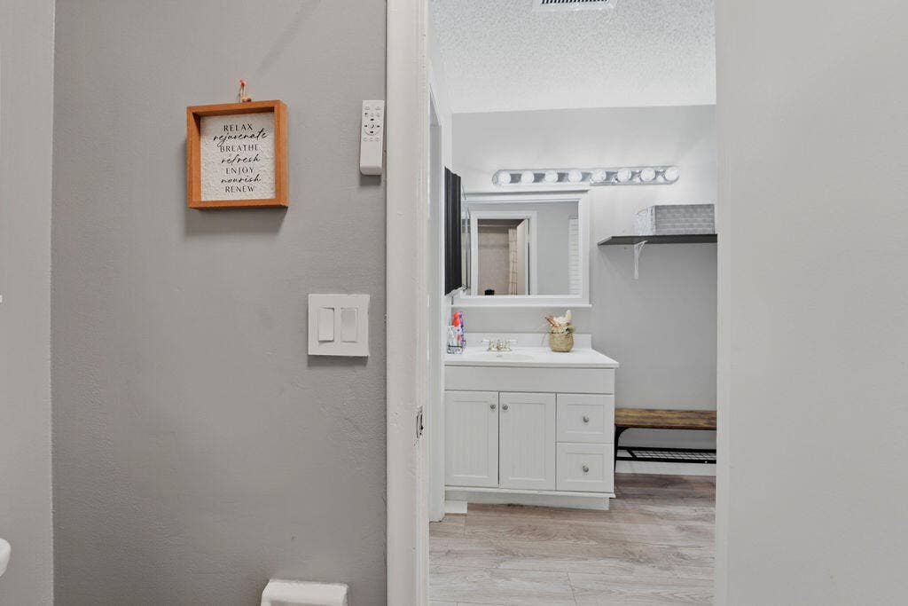 1841 NW 18th Avenue, #201, Delray Beach, FL 33445 1841_NW_18TH_AVE_019