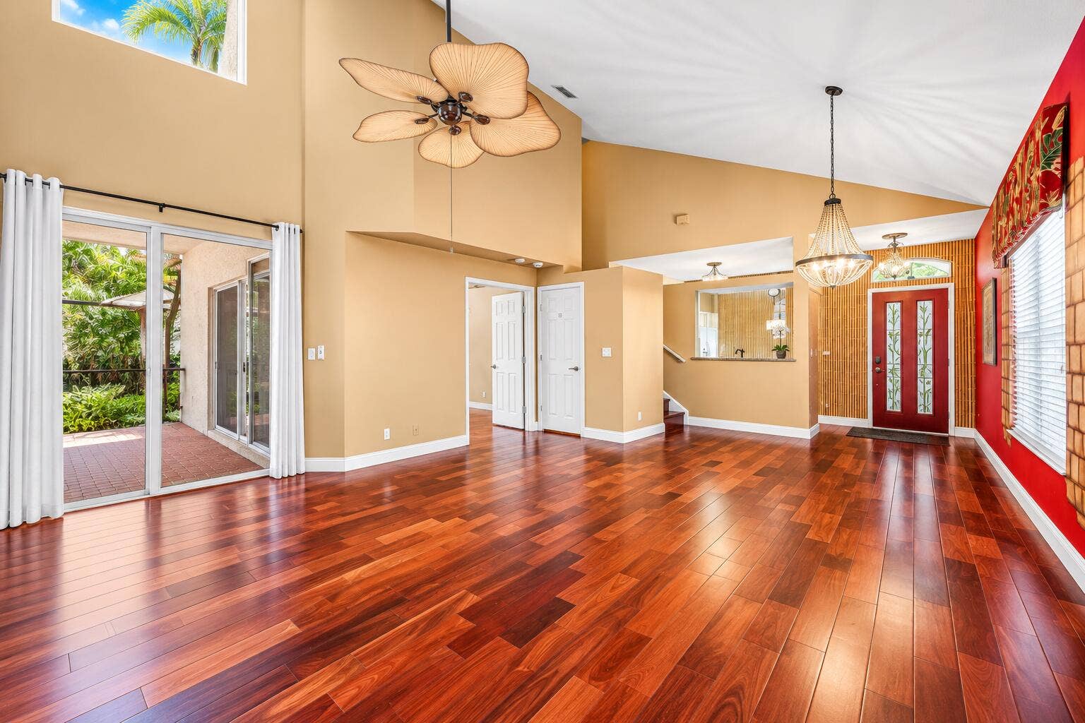 5137 Elpine Way, Riviera Beach, FL 33418 Main Living Space & Dining Room