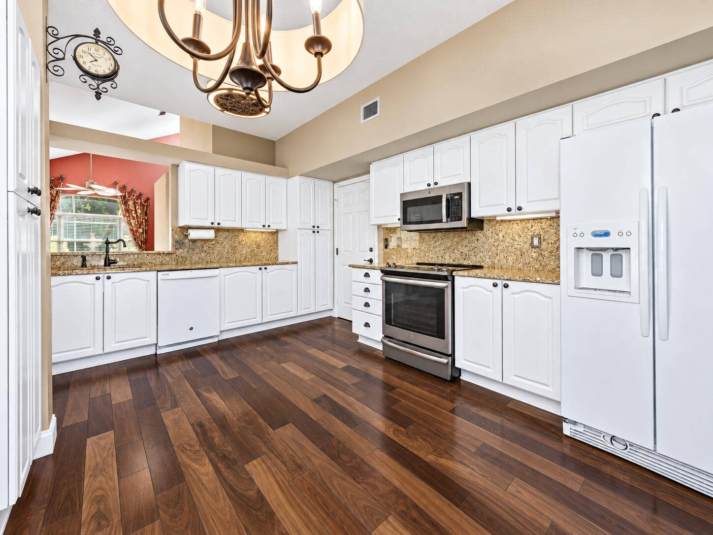 5137 Elpine Way, Riviera Beach, FL 33418 Kitchen