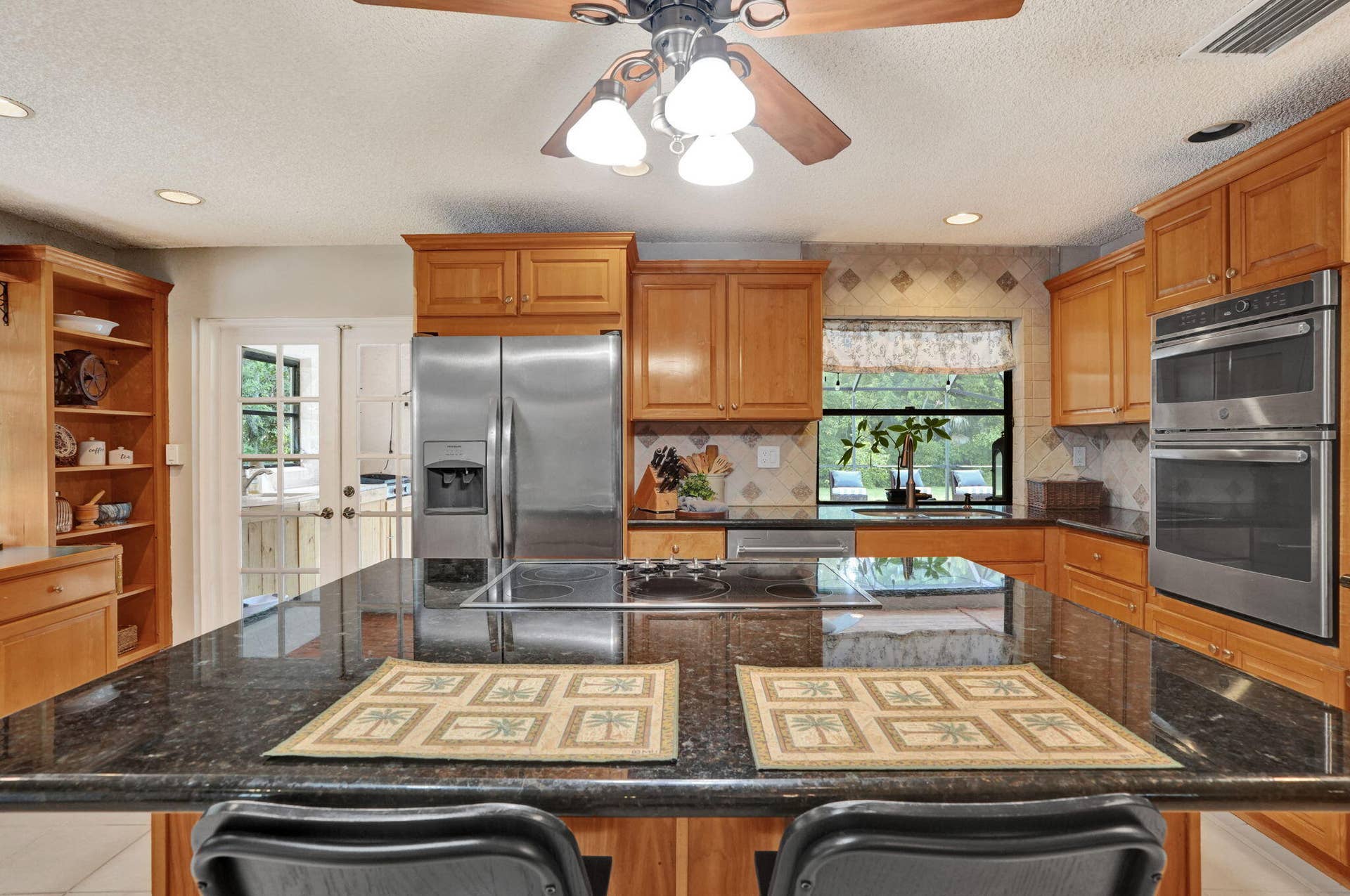 5000 NW 81st Avenue, Coral Springs, FL 33067 50-web-or-mls-DSC09412