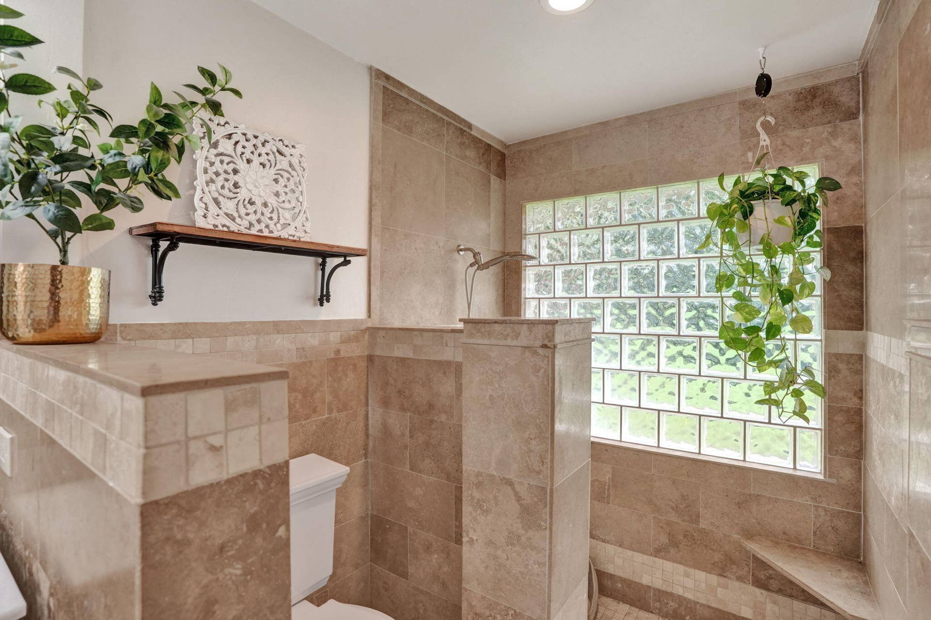 5000 NW 81st Avenue, Coral Springs, FL 33067 95-web-or-mls-DSC09553