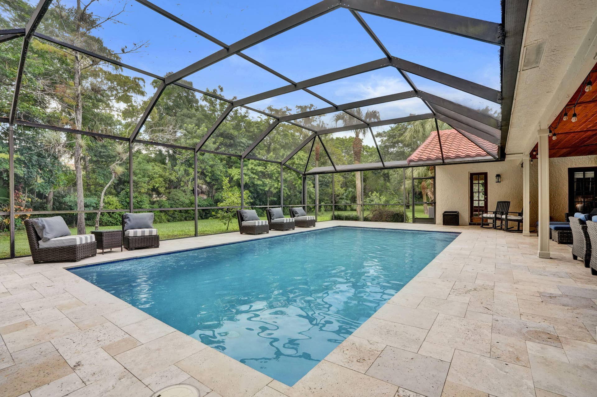 5000 NW 81st Avenue, Coral Springs, FL 33067 70-web-or-mls-DSC09475