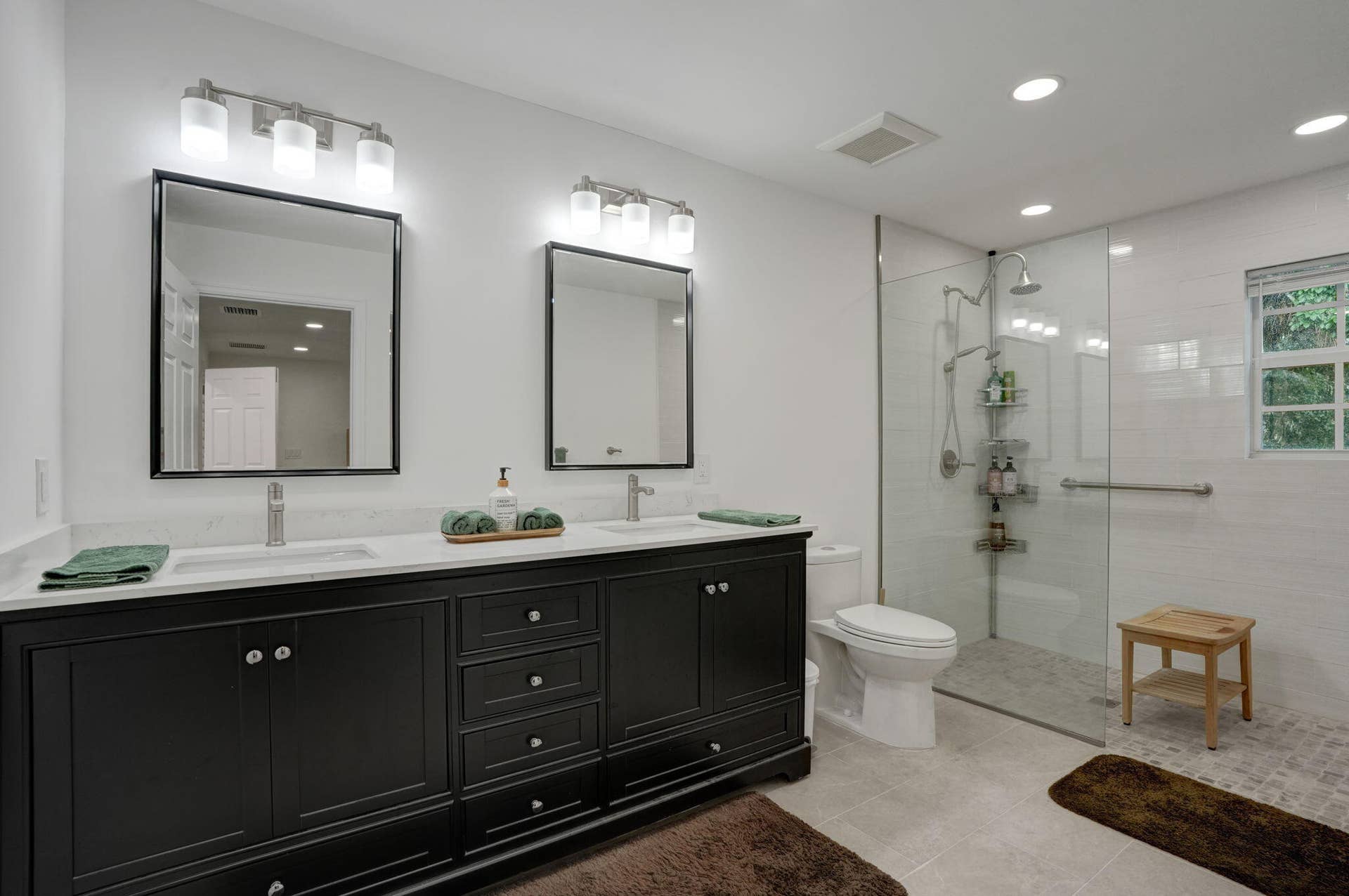 5000 NW 81st Avenue, Coral Springs, FL 33067 129-web-or-mls-DSC09673