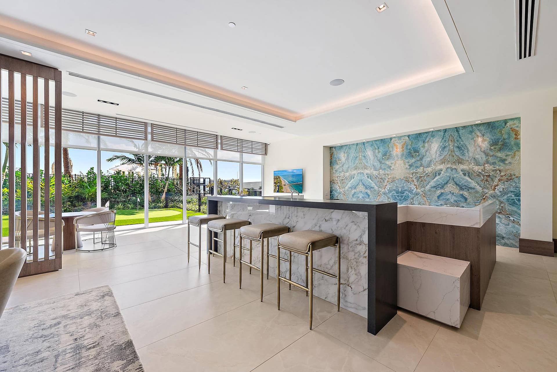 220 LAKE SHORE Drive, #817, Lake Park, West Palm Beach, FL 33403 Nautilus Amenities - 24