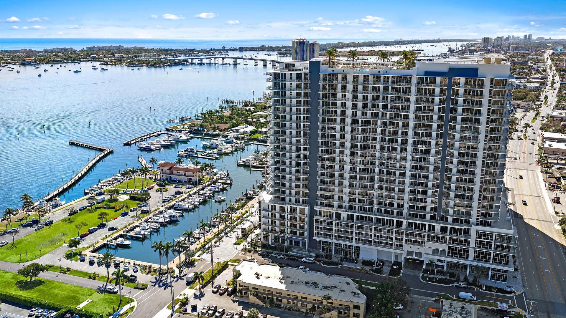 220 LAKE SHORE Drive, #817, Lake Park, West Palm Beach, FL 33403 Nautilus Amenities - 9