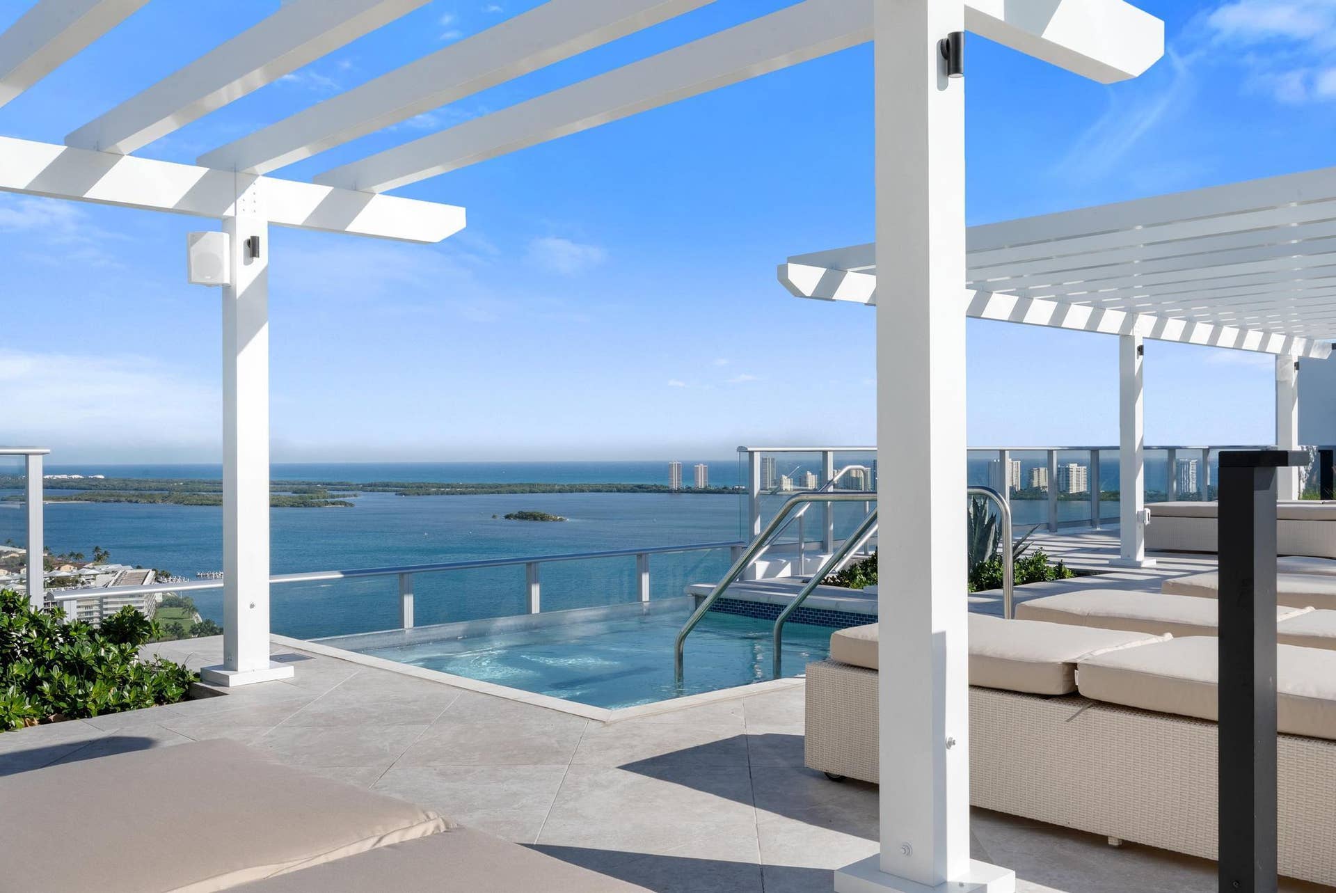 220 LAKE SHORE Drive, #817, Lake Park, West Palm Beach, FL 33403 DSC03226
