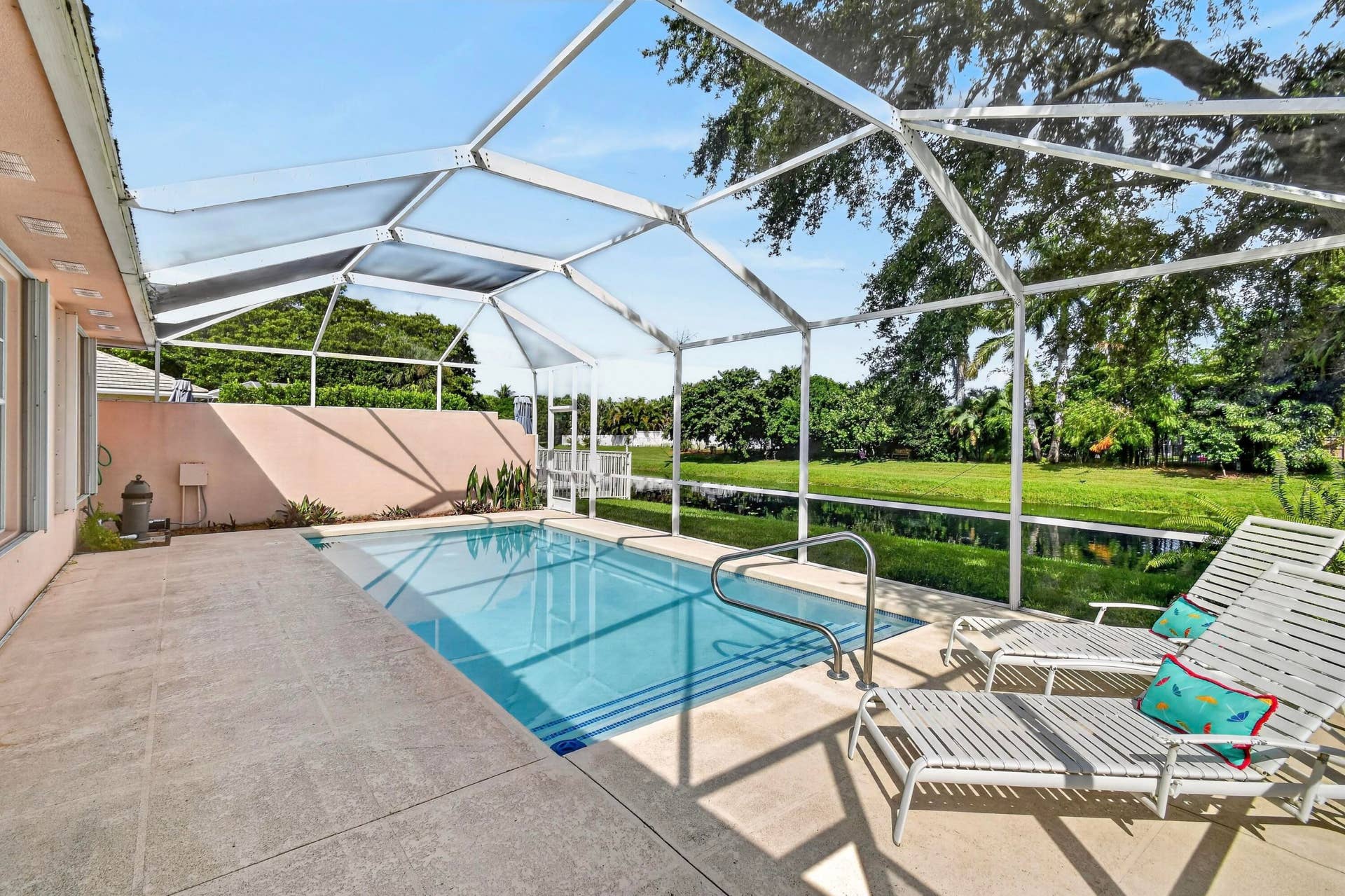 1081 Bedford Avenue, Palm Beach Gardens, FL 33403 Pool Area