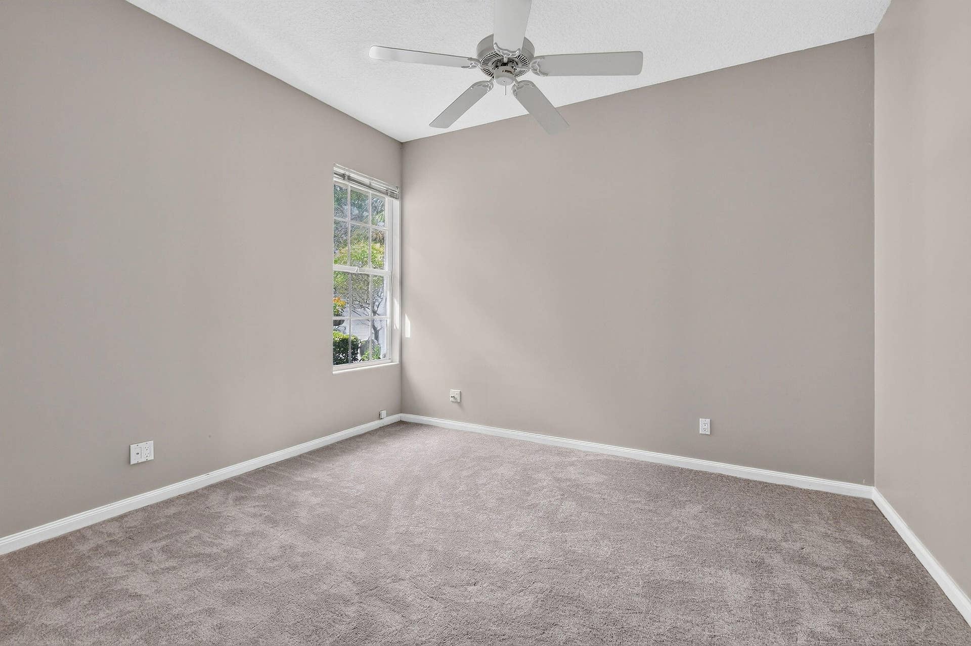 1081 Bedford Avenue, Palm Beach Gardens, FL 33403 Bedroom 2