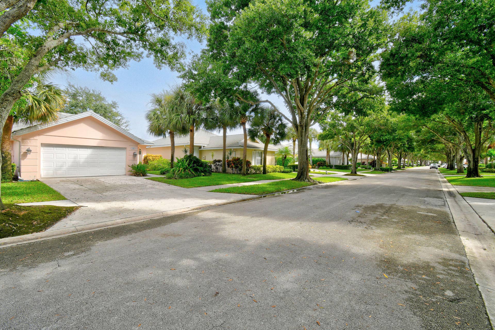 1081 Bedford Avenue, Palm Beach Gardens, FL 33403 1081BedfordAve(1)