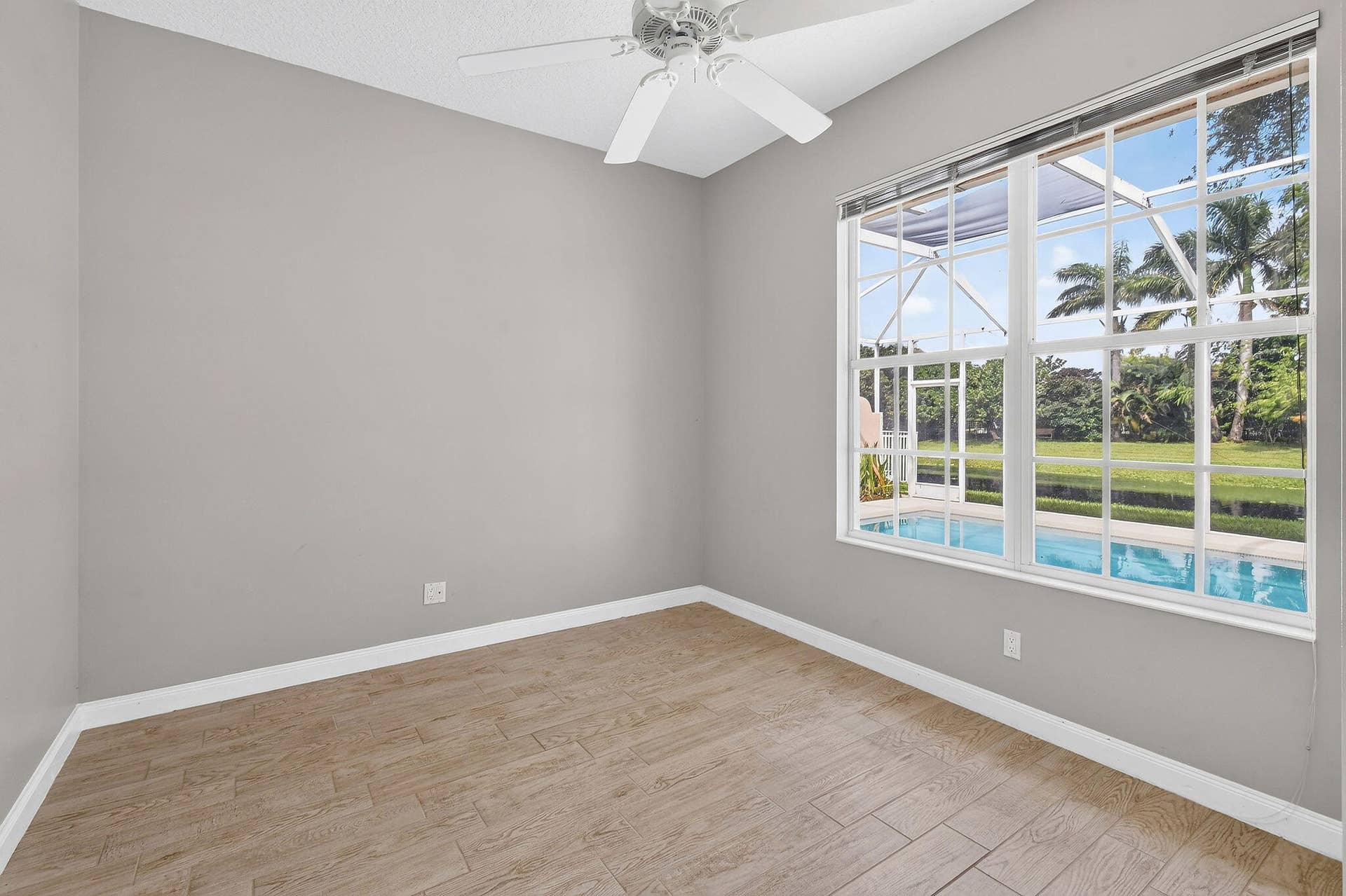 1081 Bedford Avenue, Palm Beach Gardens, FL 33403 1081BedfordAve(39)