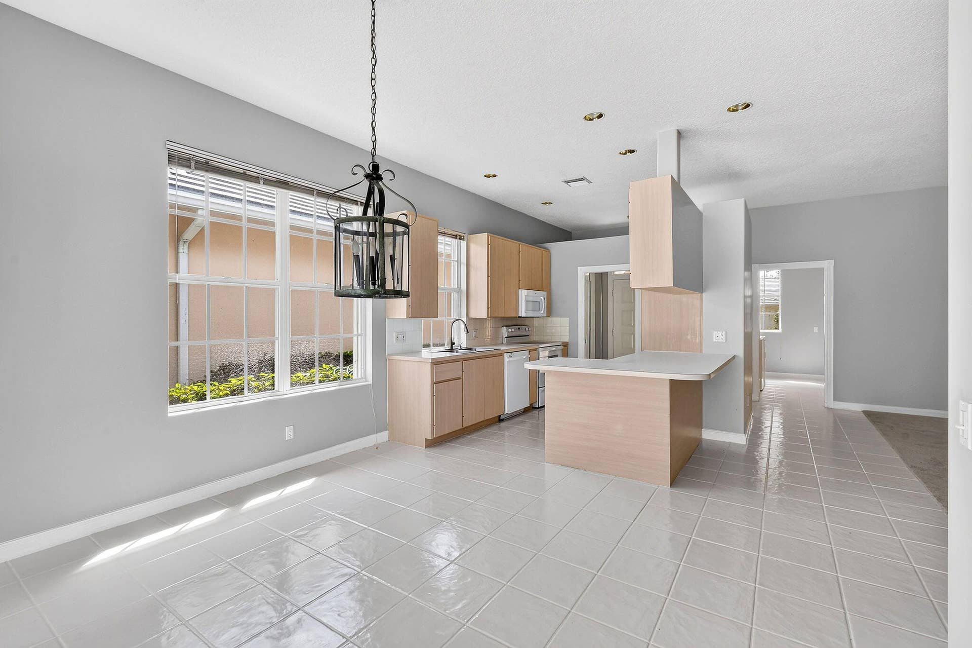 1081 Bedford Avenue, Palm Beach Gardens, FL 33403 View from Dining room area