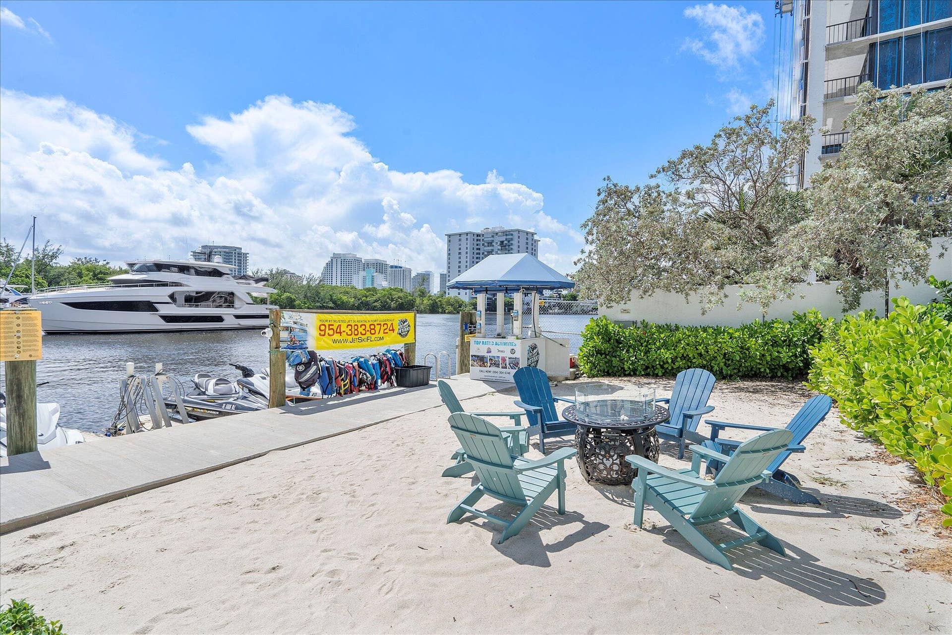 2670 E Sunrise Boulevard, #409, Fort Lauderdale, FL 33304 34-2670 E Sunrise Blvd #409_034
