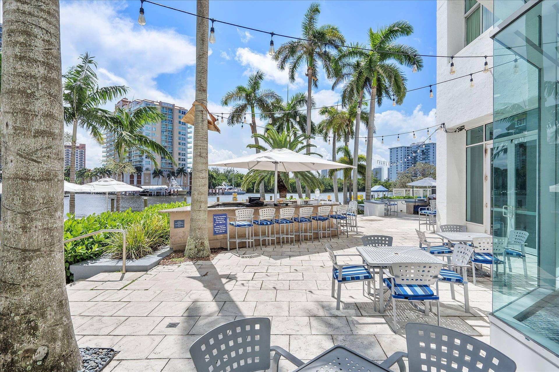 2670 E Sunrise Boulevard, #409, Fort Lauderdale, FL 33304 35-2670 E Sunrise Blvd #409_035