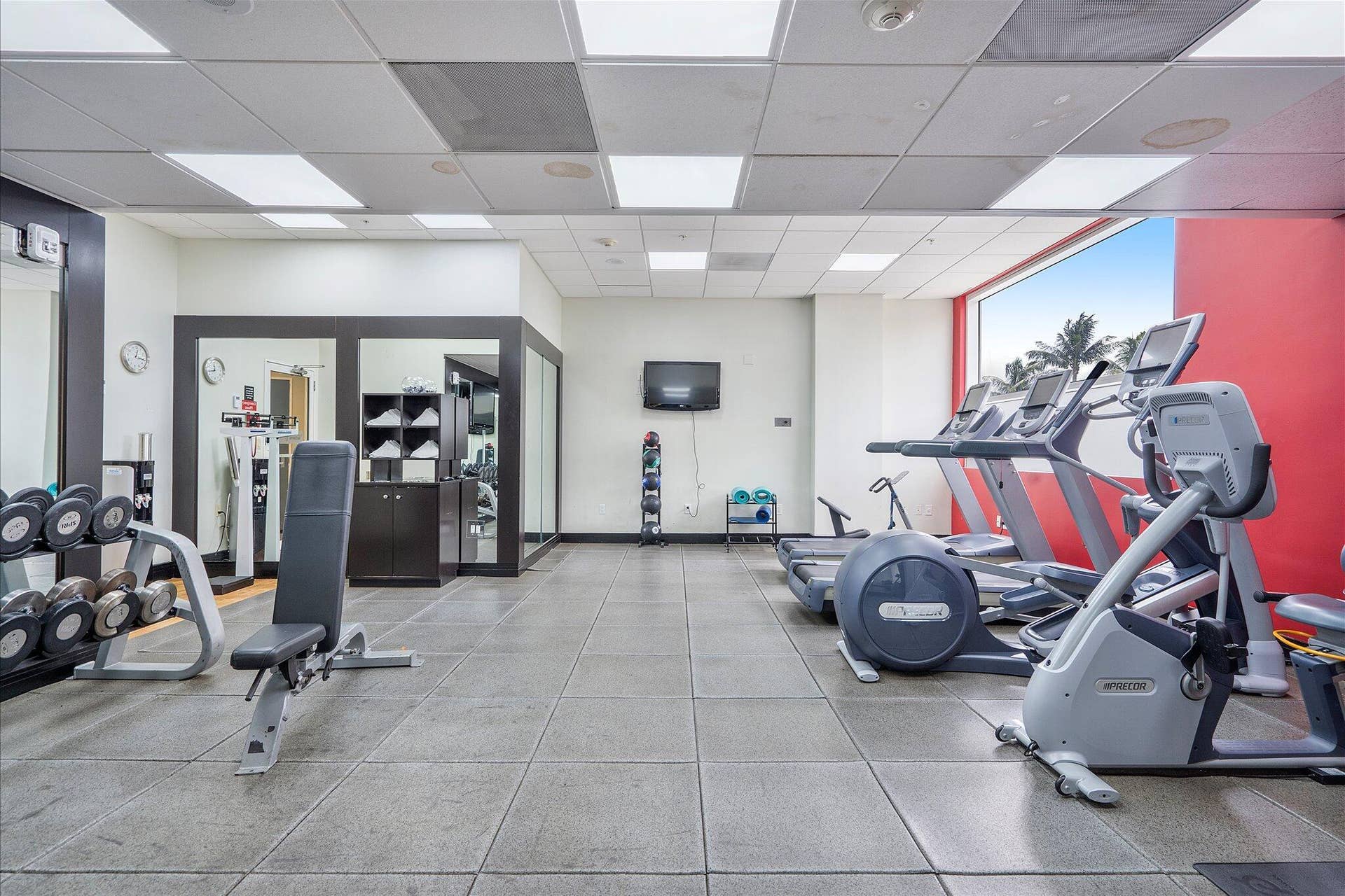 2670 E Sunrise Boulevard, #409, Fort Lauderdale, FL 33304 45-2670 E Sunrise Blvd #409_045