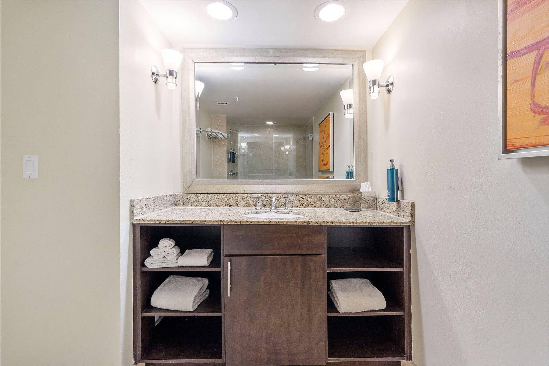 2670 E Sunrise Boulevard, #409, Fort Lauderdale, FL 33304 27-2670 E Sunrise Blvd #409_027