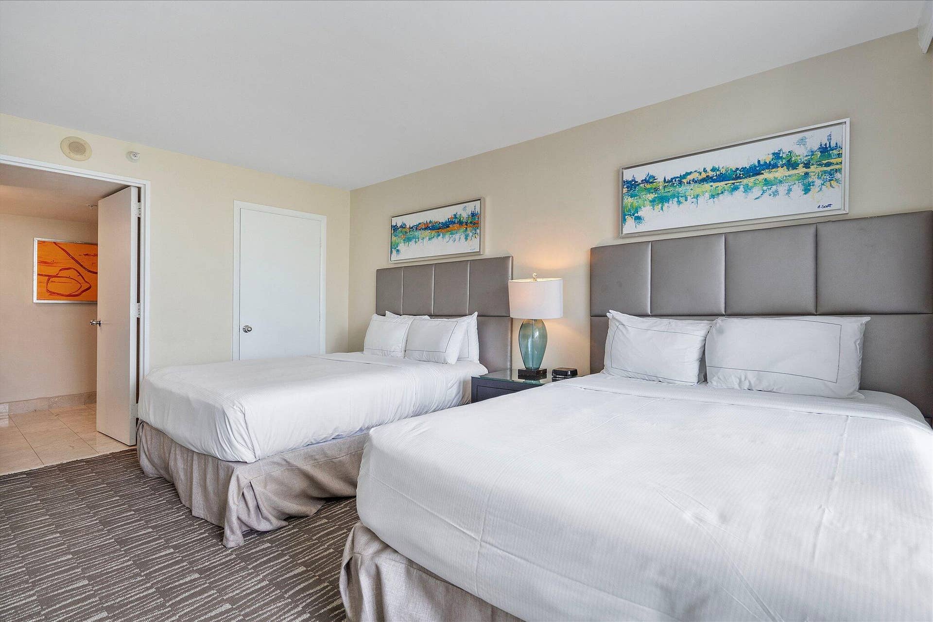 2670 E Sunrise Boulevard, #409, Fort Lauderdale, FL 33304 25-2670 E Sunrise Blvd #409_025