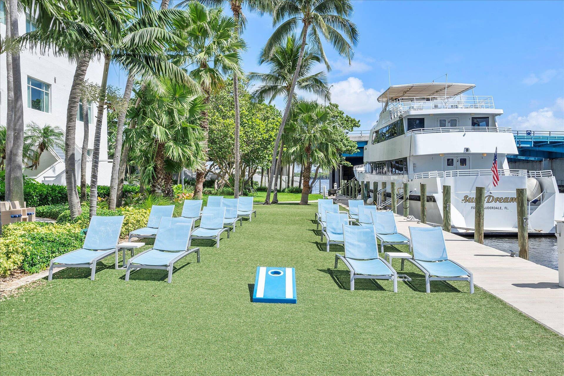 2670 E Sunrise Boulevard, #409, Fort Lauderdale, FL 33304 41-2670 E Sunrise Blvd #409_041