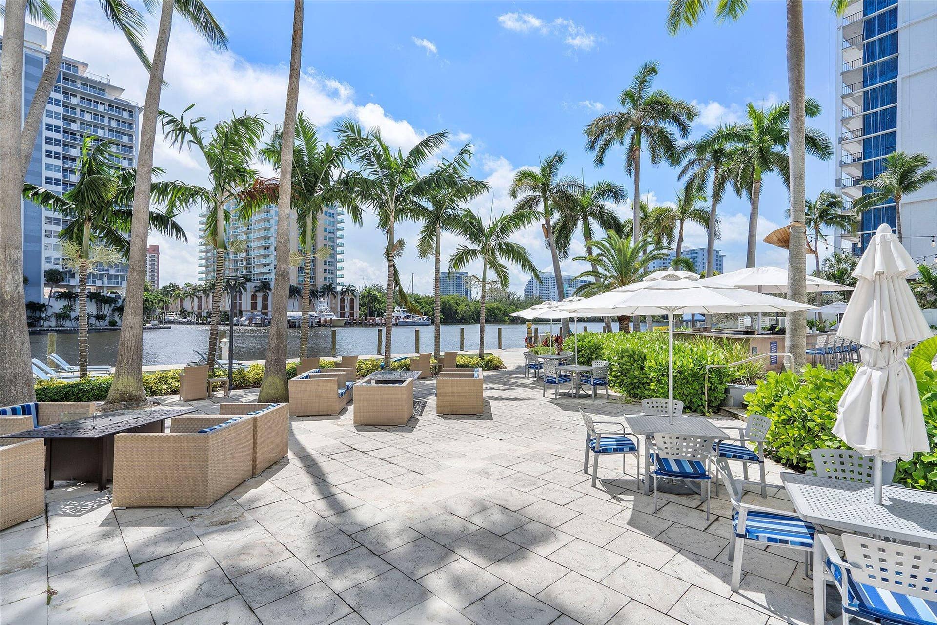 2670 E Sunrise Boulevard, #409, Fort Lauderdale, FL 33304 32-2670 E Sunrise Blvd #409_032