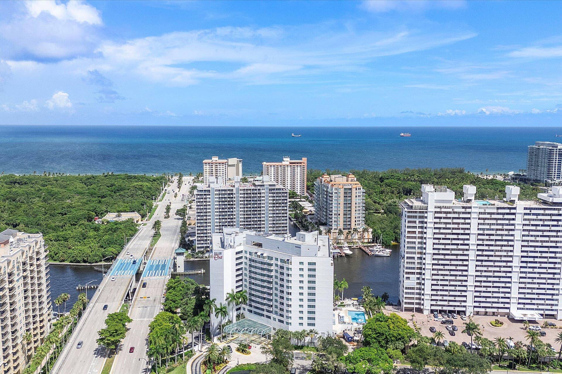 2670 E Sunrise Boulevard, #409, Fort Lauderdale, FL 33304 51-2670 E Sunrise Blvd #409 drone_051