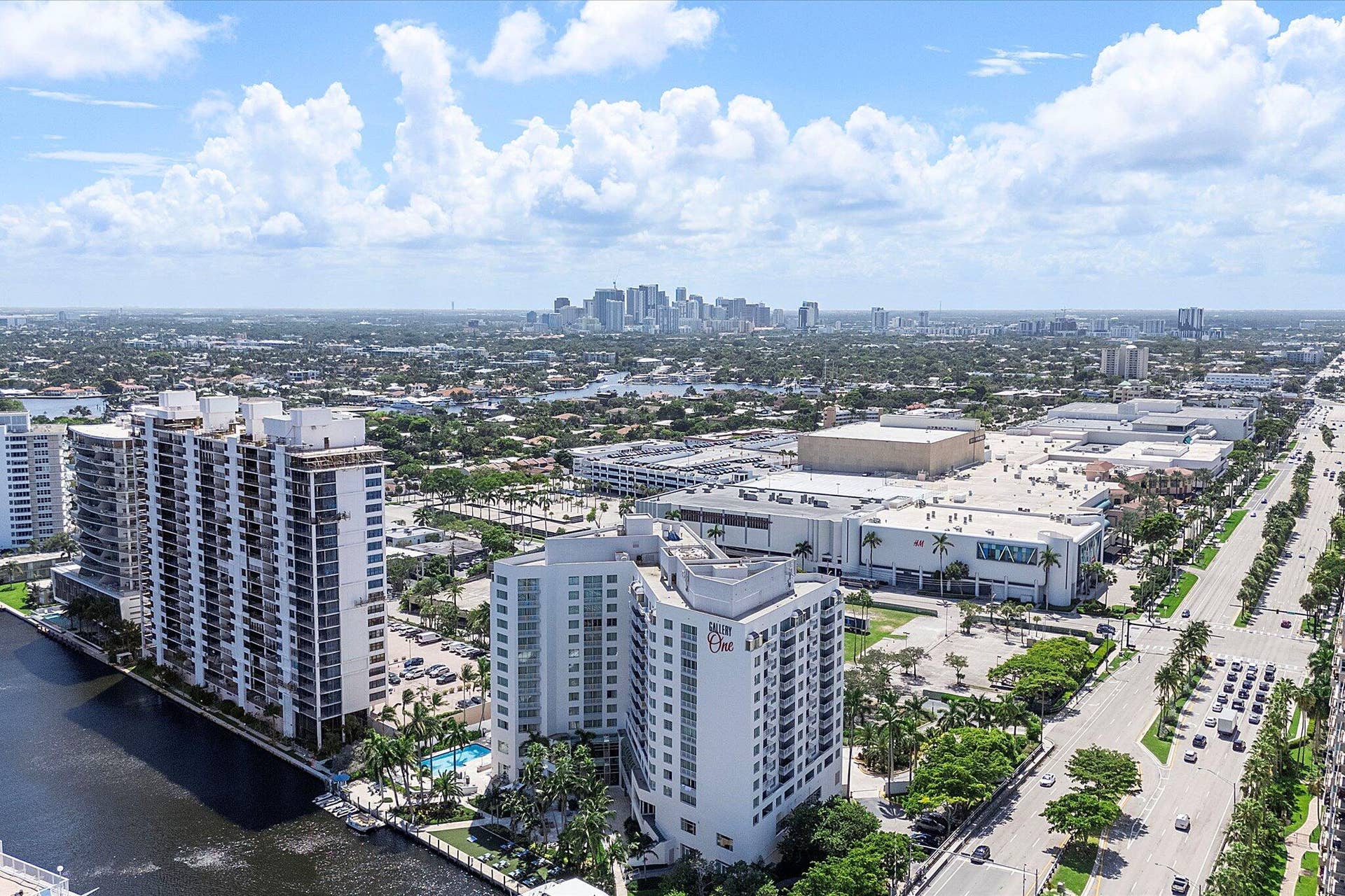 2670 E Sunrise Boulevard, #409, Fort Lauderdale, FL 33304 58-2670 E Sunrise Blvd #409 drone_058