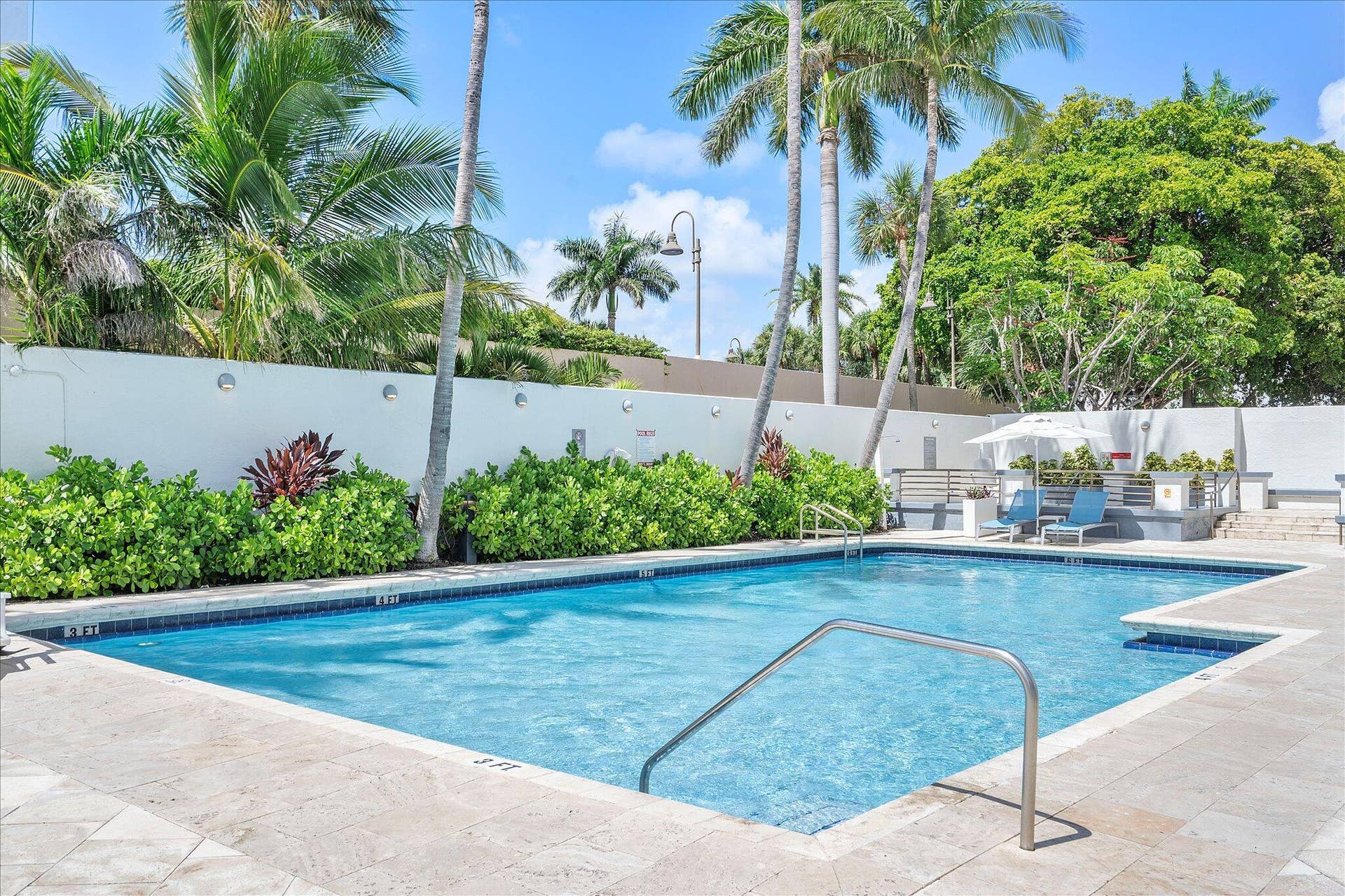 2670 E Sunrise Boulevard, #409, Fort Lauderdale, FL 33304 36-2670 E Sunrise Blvd #409_036