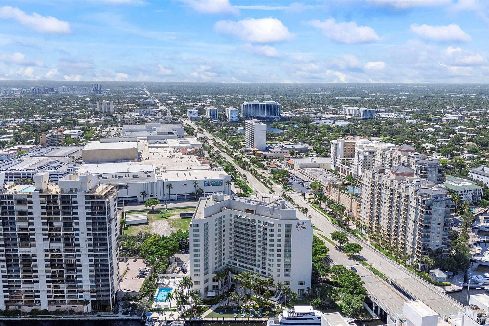 2670 E Sunrise Boulevard, #409, Fort Lauderdale, FL 33304 60-2670 E Sunrise Blvd #409 drone_060