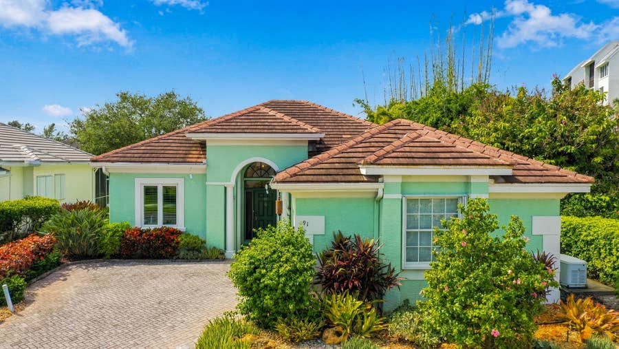 Property photo for 91 Southpointe Drive, Fort Pierce, FL