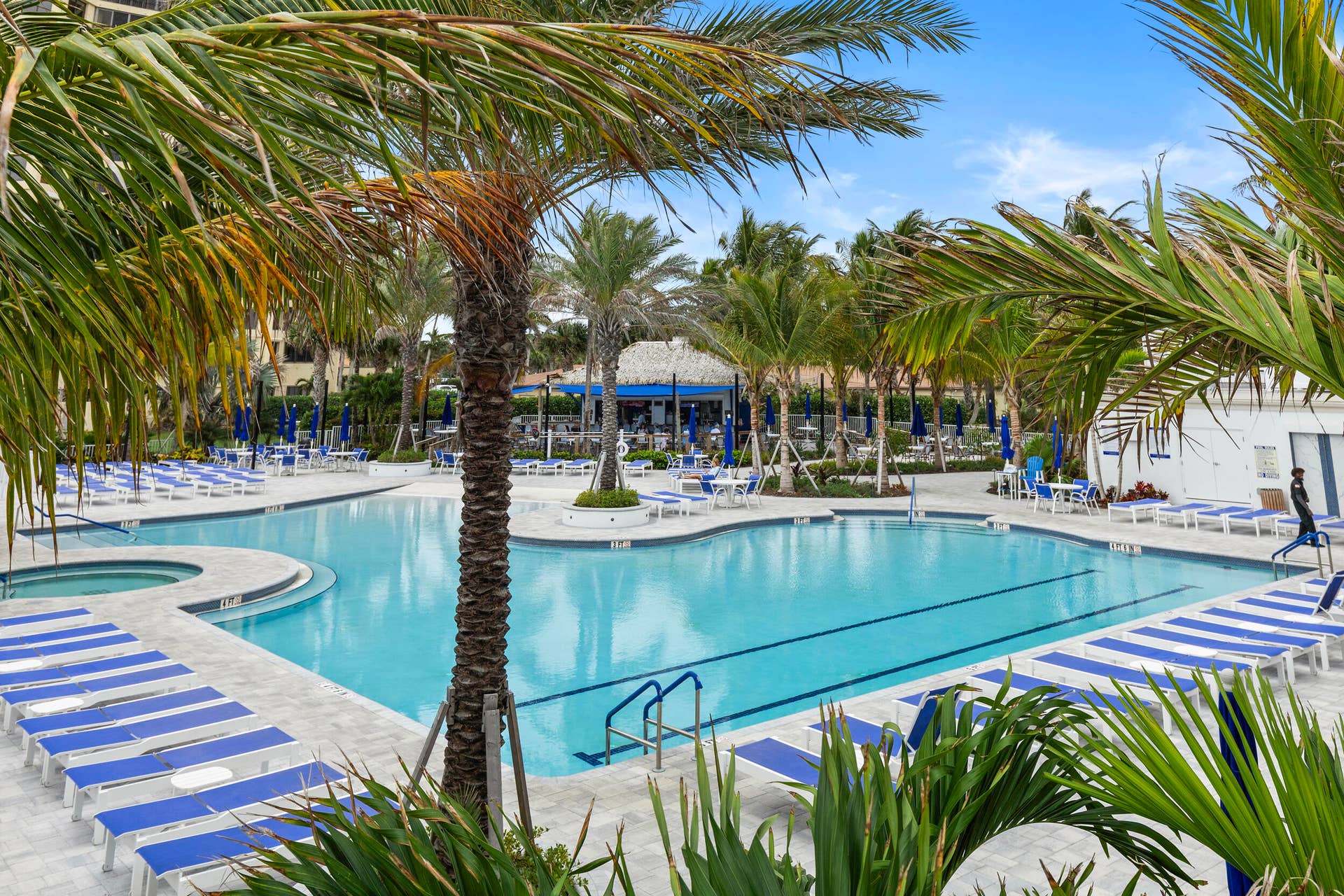 91 Southpointe Drive, Fort Pierce, FL 34949 Resort-like, heated main pool with tiki bar and hot tub