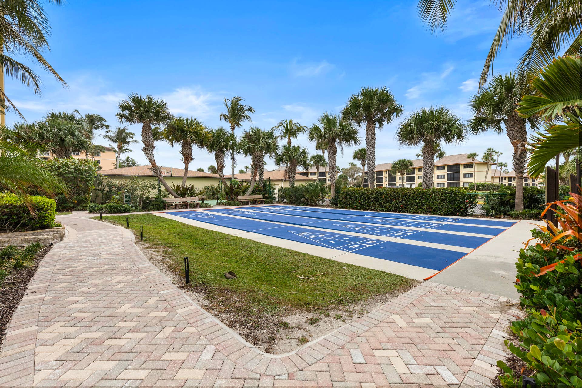 91 Southpointe Drive, Fort Pierce, FL 34949 Shuffle Board