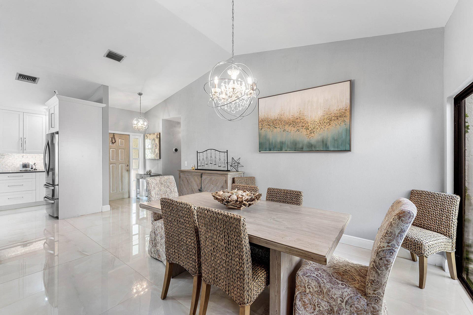 1417 NW 26th Avenue, Delray Beach, FL 33445 Dining Area