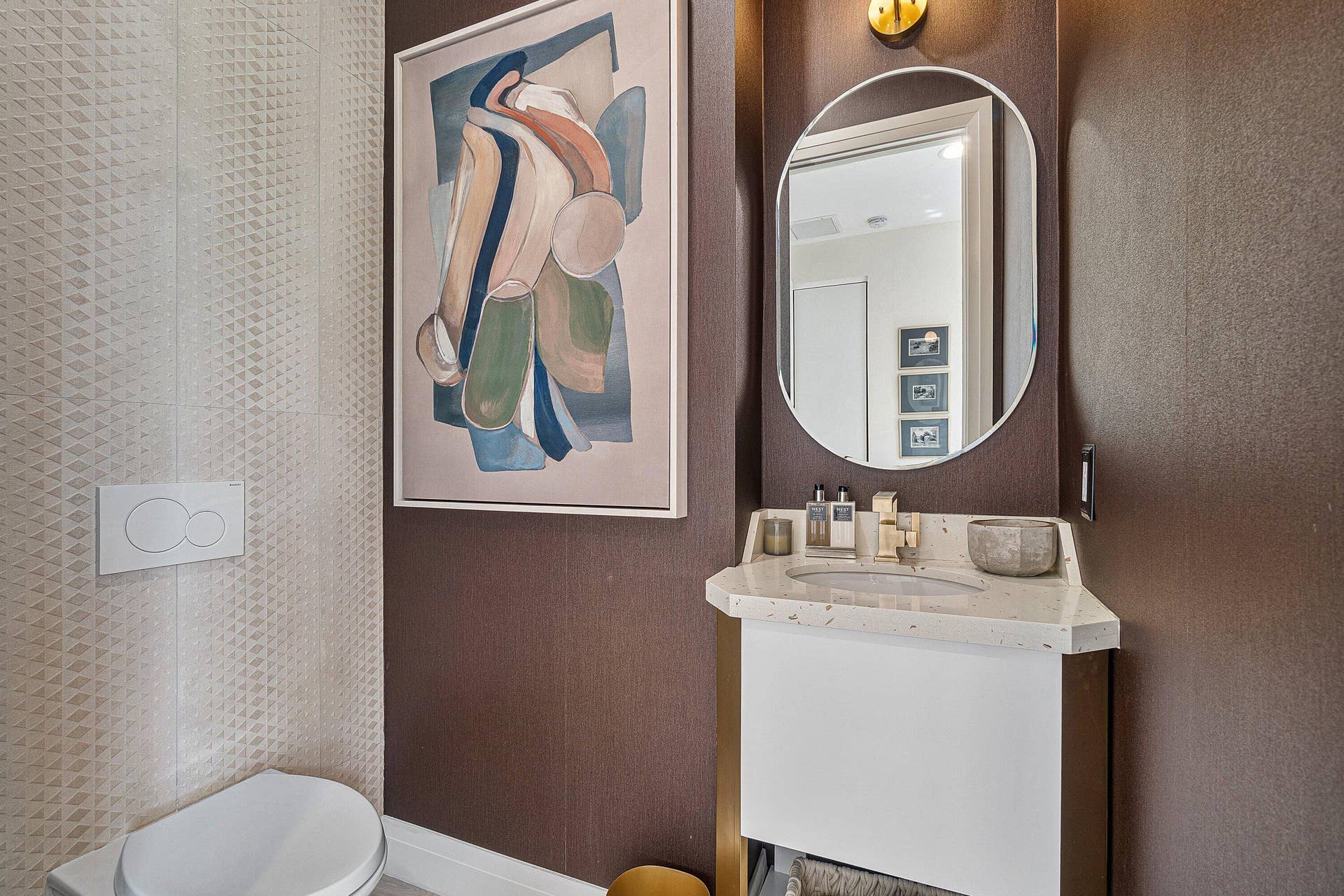 5161 Suffolk Drive, Boca Raton, FL 33496 Powder Room