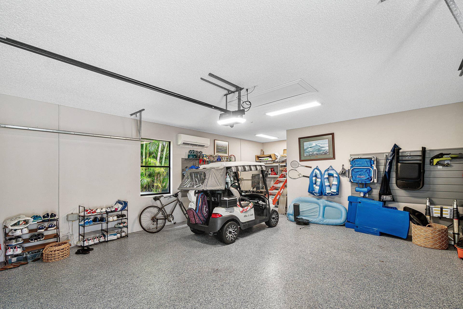 5161 Suffolk Drive, Boca Raton, FL 33496 Garage