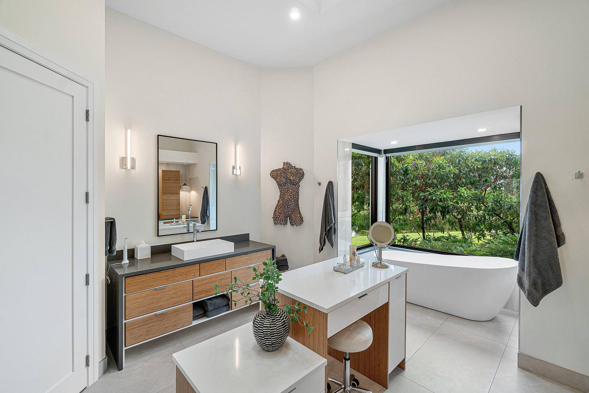 5161 Suffolk Drive, Boca Raton, FL 33496 Primary Bathroom