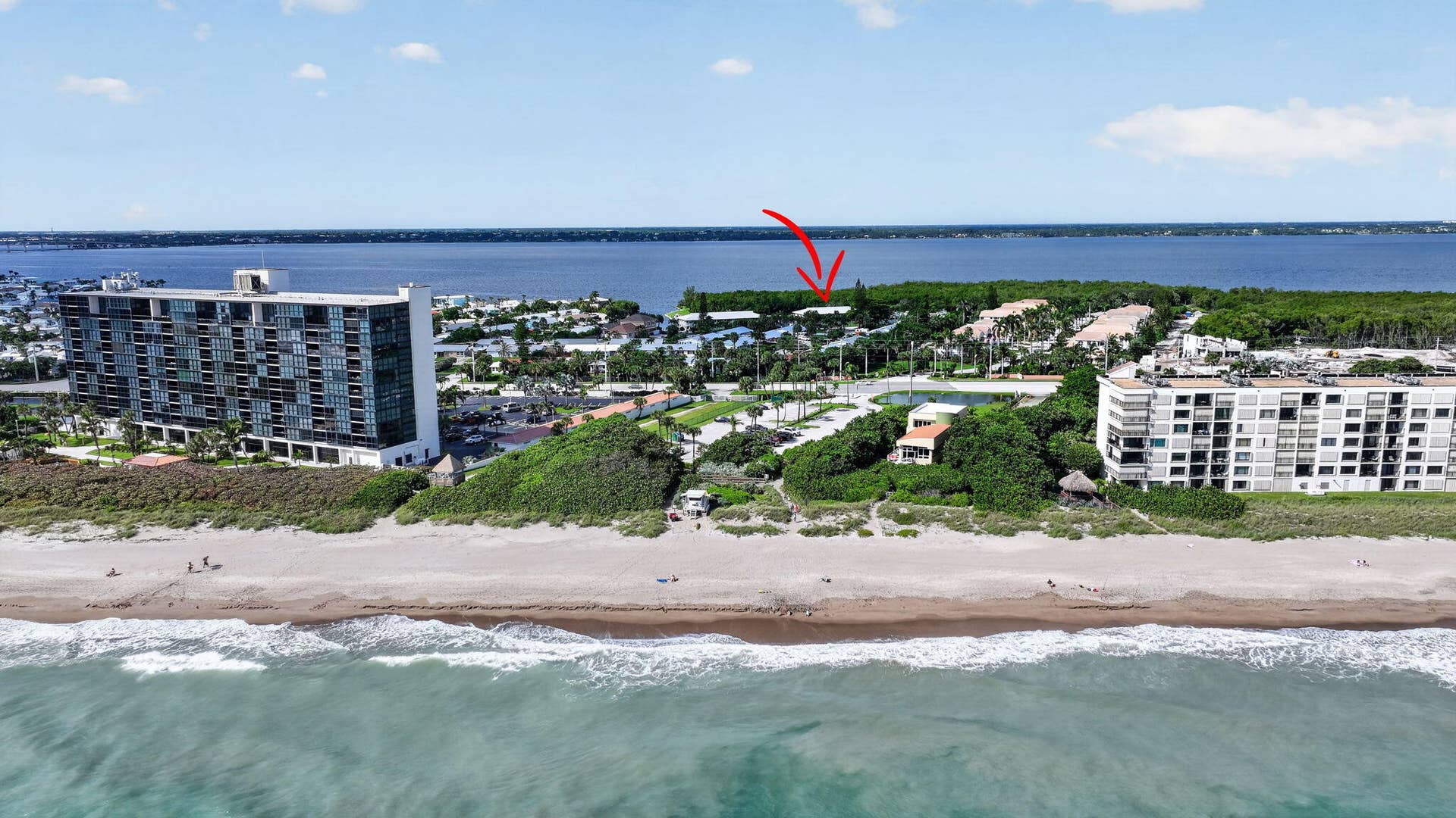 200 N El Mar Drive, #B202, Jensen Beach, FL 34957 39-web-or-mls-DJI_20260922024645_0154_D