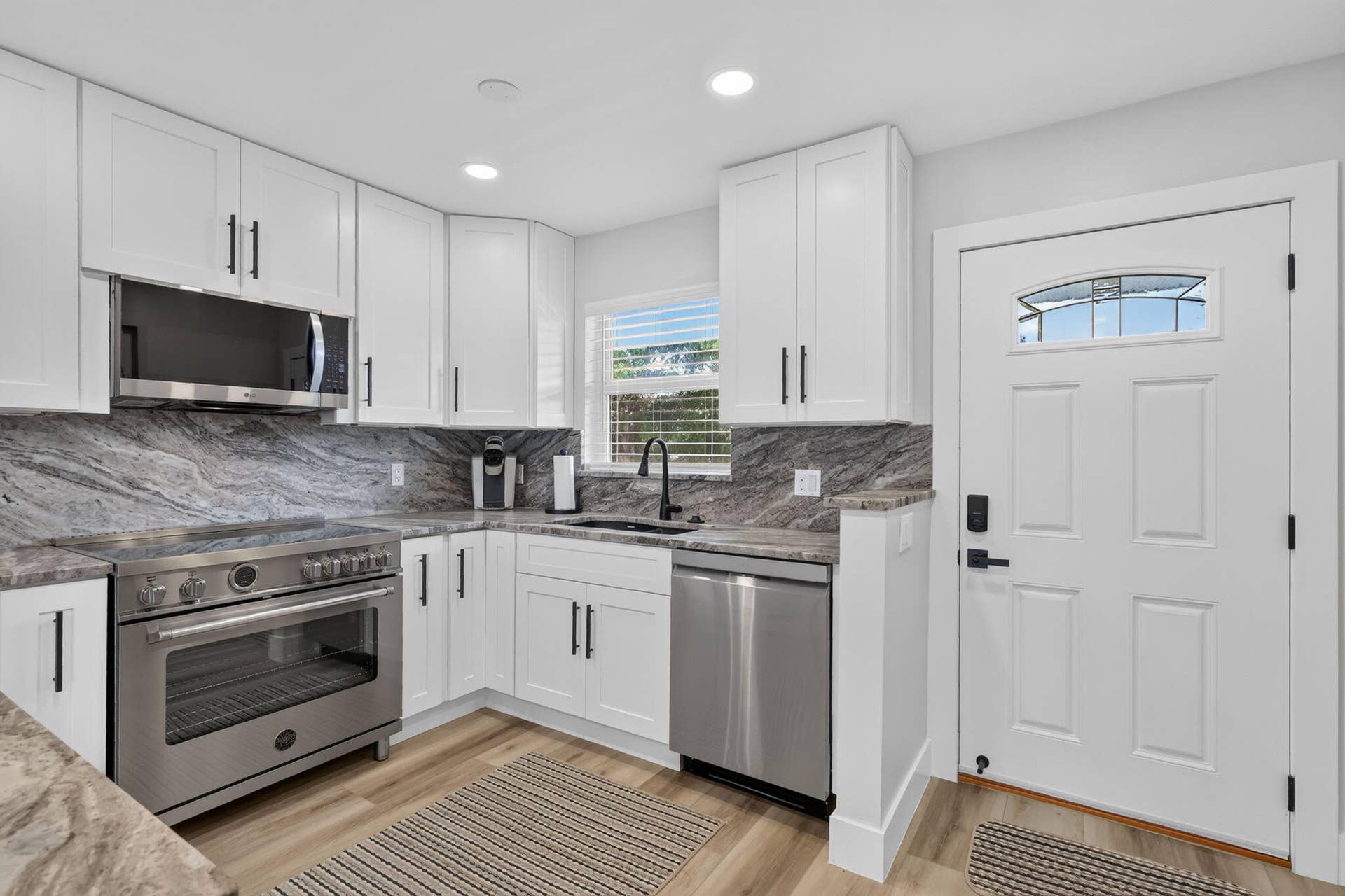 200 N El Mar Drive, #B202, Jensen Beach, FL 34957 5-web-or-mls-5P1A8764