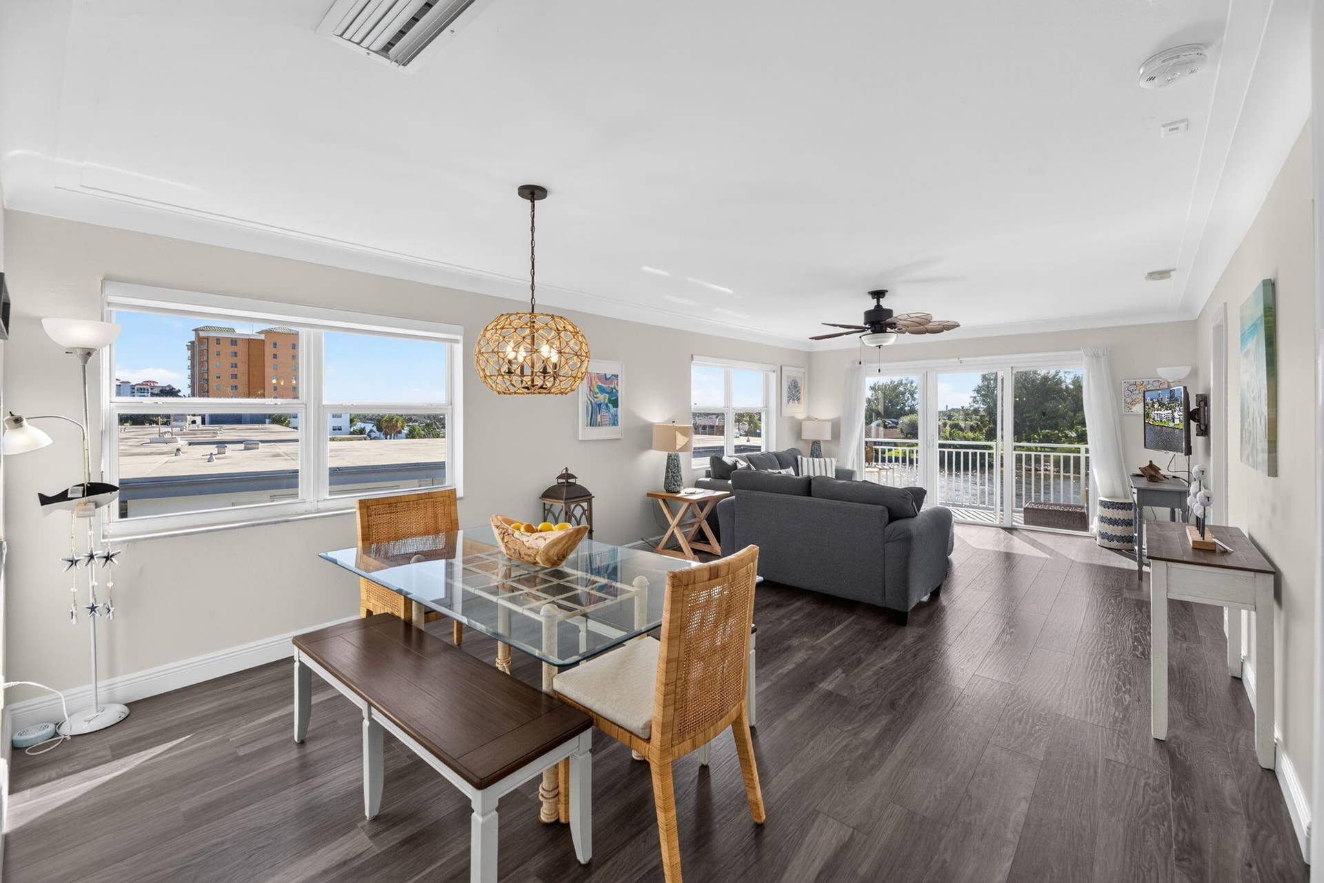 20-web-or-mls-Dining room 1