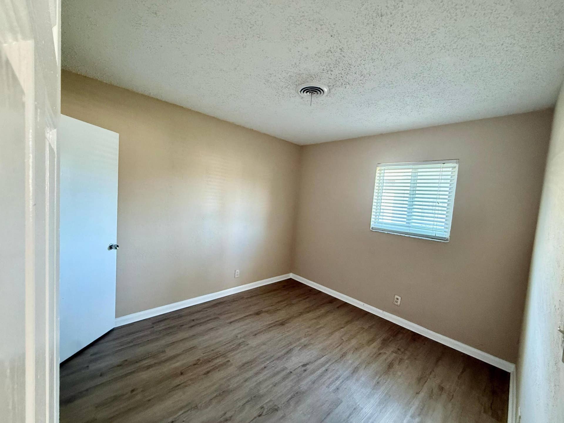 2920 NE 7th Avenue, #B, Pompano Beach, Pompano Beach, FL 33064 13