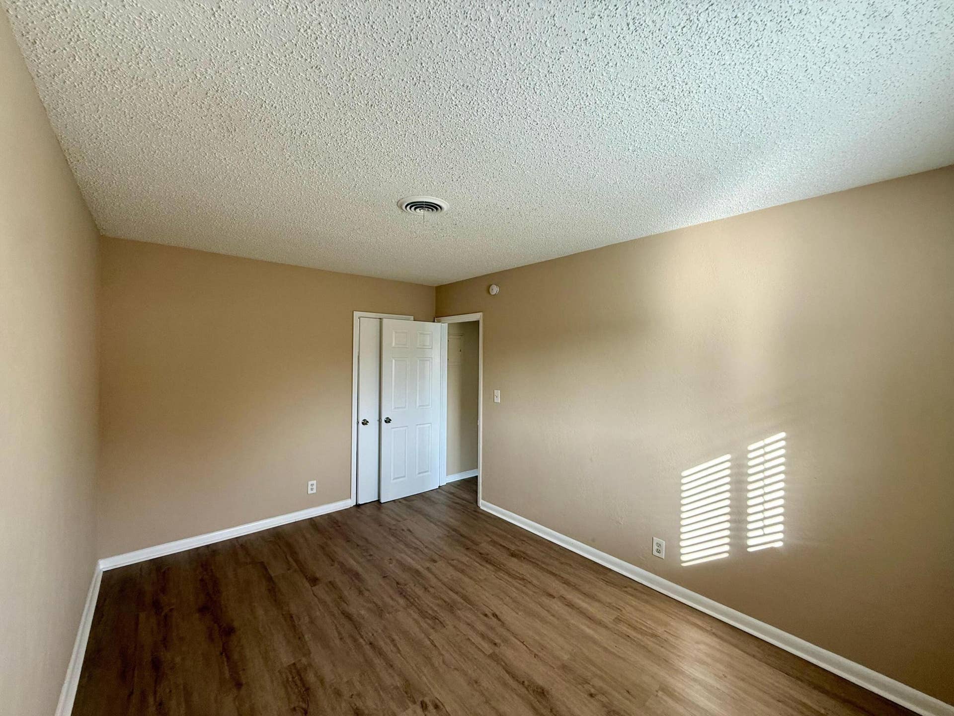 2920 NE 7th Avenue, #B, Pompano Beach, Pompano Beach, FL 33064 12
