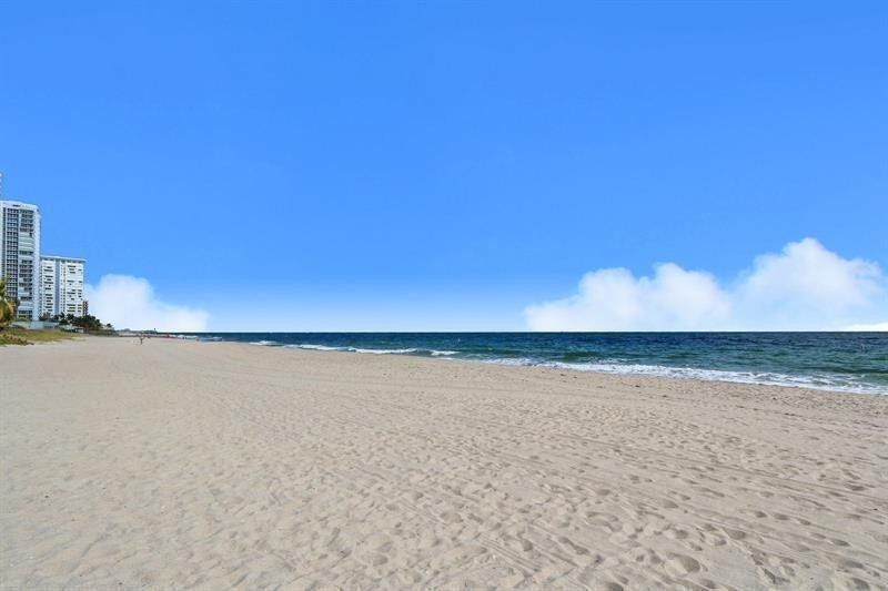 1461 S OCEAN Boulevard, #211, Lauderdale By The Sea, FL 33062 NO ASSESSMENT!!. THE BUILDING HAD A $1.5 MILLION DOLLAR RESTORATION WITH ITS 40 YEAR INSPECTION, SIRS, RESERVES, ASSESSMENTS ALL PAID BY SELLER!!!.. A BEACH & BOAT LOVERS DREAM!!.. A PRIVATE DEEDED BEACH ACCESS ACROSS THE STREET & NEW BOAT DOCK TO LIVE THE LIFESYTLE OF LAUDERDALE BY THE SEA. THIS HIGHLY DEMANDED 1 BEDROOM 1.5 BATH UNIT FEATURES THE PERFECT LOCATION IN A WELL MANAGED COMPLEX WITH ALL CERTIFICATIONS COMPLETED. THE UNIT IS MOVE IN READY. IT OFFERS RELAXING COURTYARD AND POOL VIEWS!