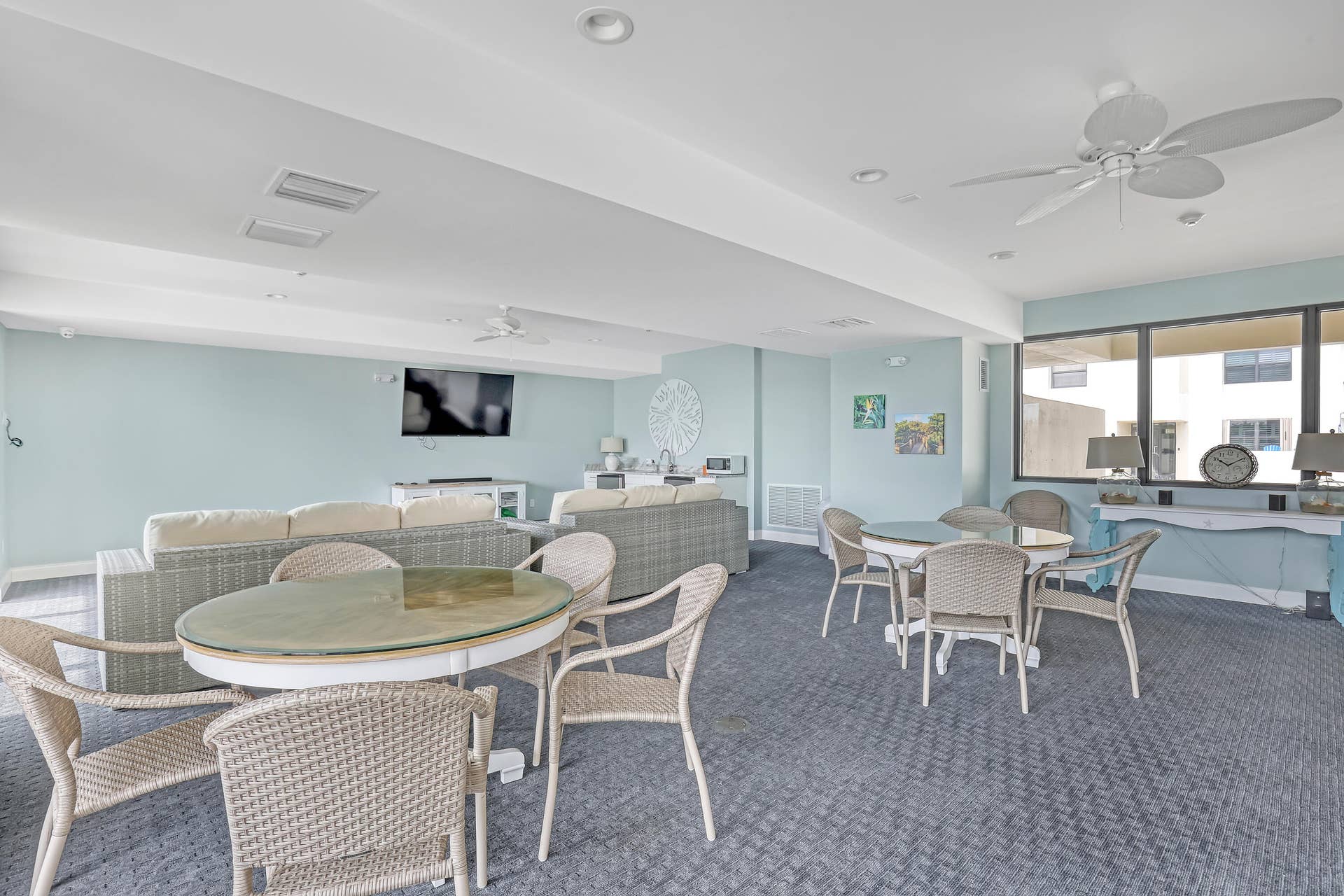 145 S Ocean Avenue, #601, Palm Beach Shores, FL 33404 Community Room
