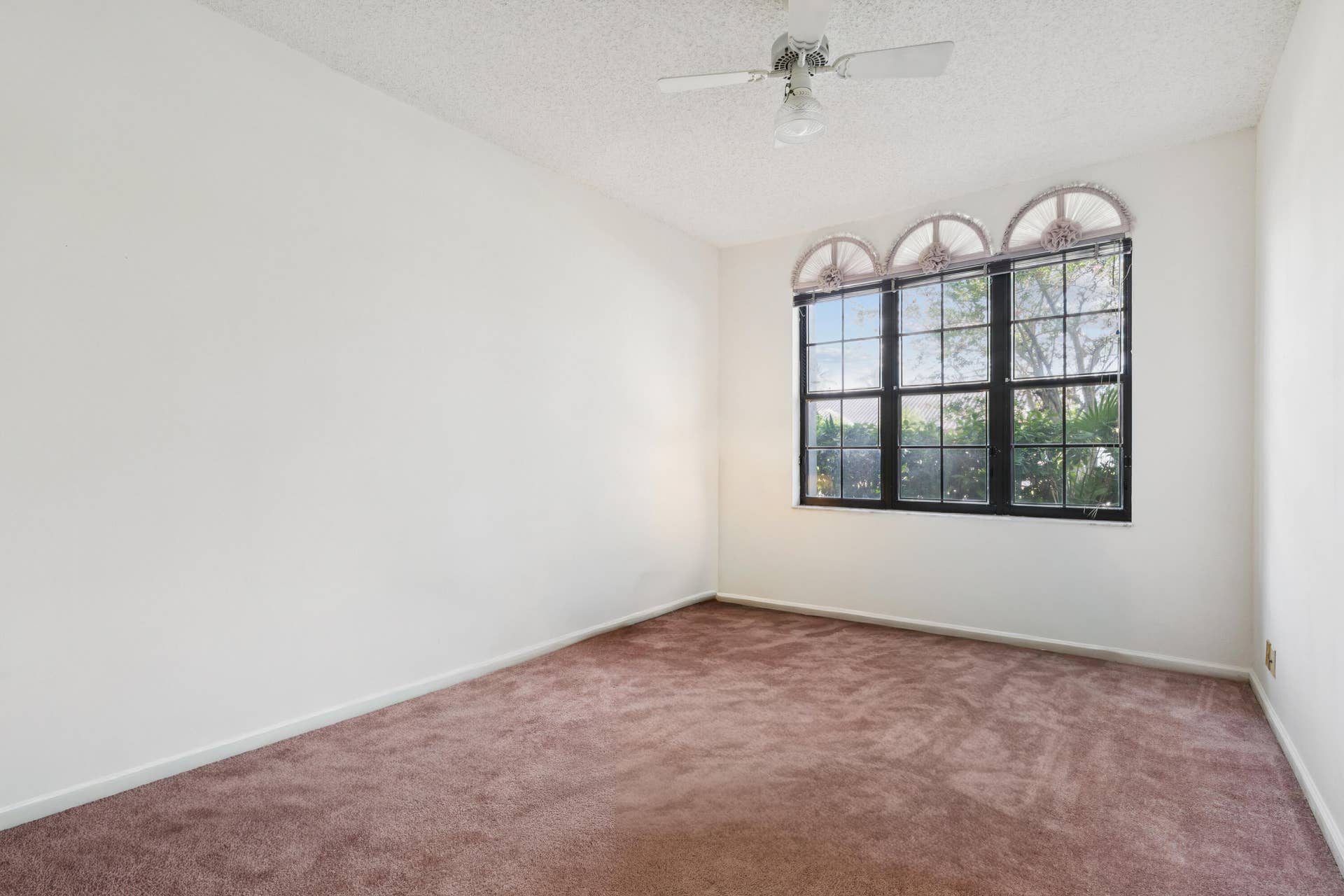 1240 NW 100TH Way NW, Plantation, FL 33322 1240_NW_100th_Way_030