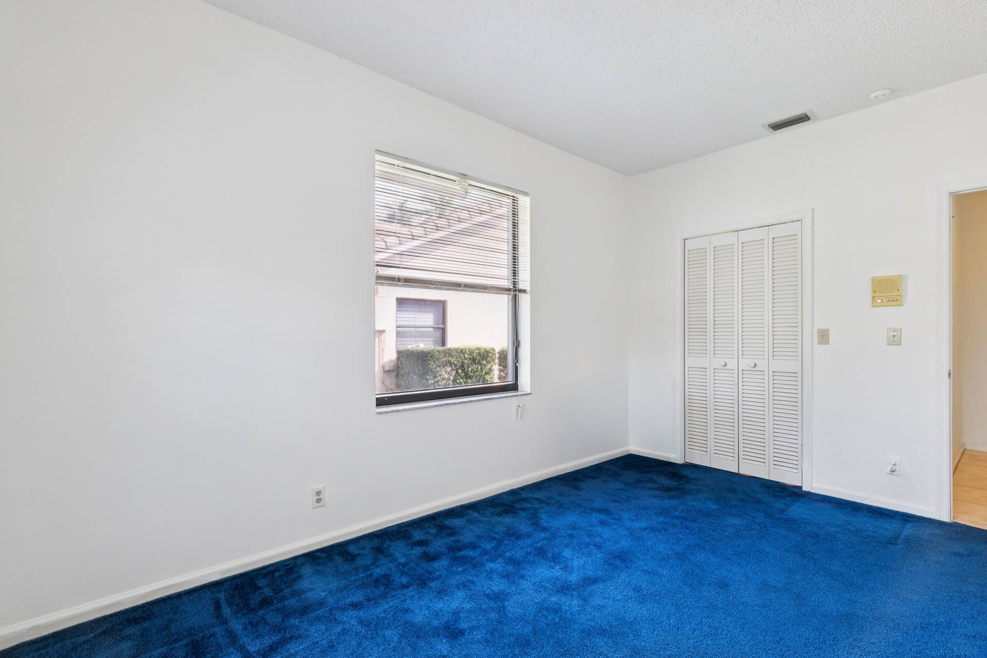 1240 NW 100TH Way NW, Plantation, FL 33322 1240_NW_100th_Way_029